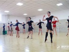 国际标准舞教学(国标舞动作分解技巧！)