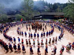 芦笙节是哪个民族的节日(芦笙节苗族的传统节日)